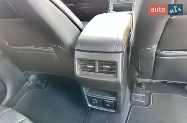 Внедорожник / Кроссовер Ford Edge 2022 в 