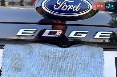 Внедорожник / Кроссовер Ford Edge 2022 в 