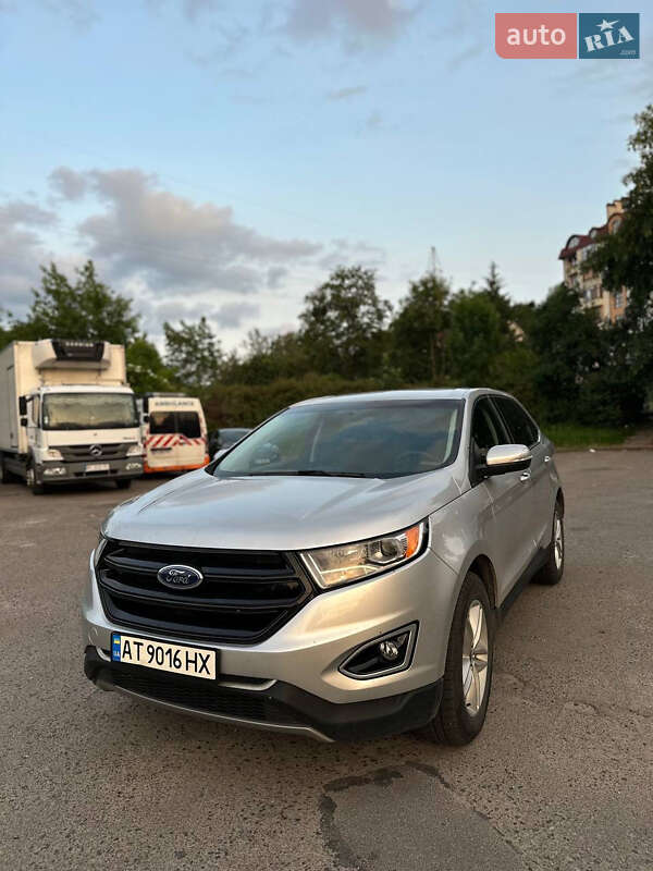 Внедорожник / Кроссовер Ford Edge 2017 в 