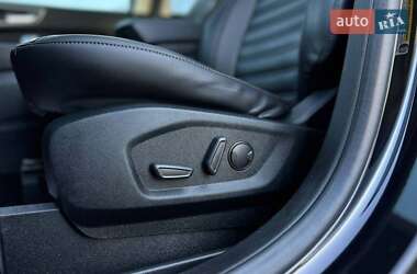 Внедорожник / Кроссовер Ford Edge 2021 в 