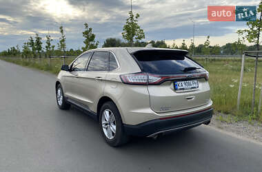 Внедорожник / Кроссовер Ford Edge 2018 в 