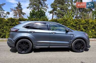 Внедорожник / Кроссовер Ford Edge 2016 в 