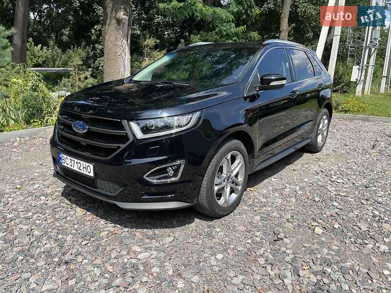 Внедорожник / Кроссовер Ford Edge 2016 в 