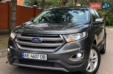 Внедорожник / Кроссовер Ford Edge 2015 в 