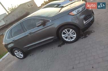 Внедорожник / Кроссовер Ford Edge 2019 в 