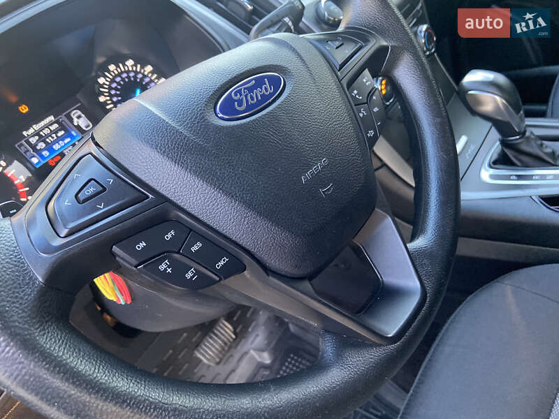 Внедорожник / Кроссовер Ford Edge 2016 в Владимире