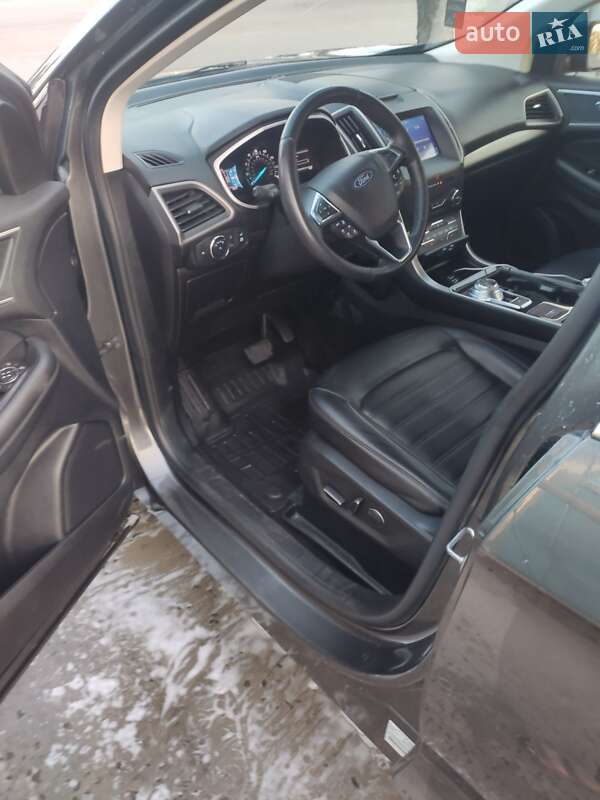 Внедорожник / Кроссовер Ford Edge 2019 в Сарнах