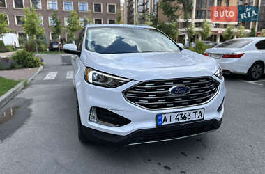 Внедорожник / Кроссовер Ford Edge 2019 в 