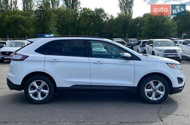 Внедорожник / Кроссовер Ford Edge 2015 в 