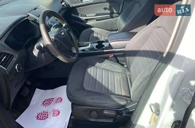Внедорожник / Кроссовер Ford Edge 2015 в 