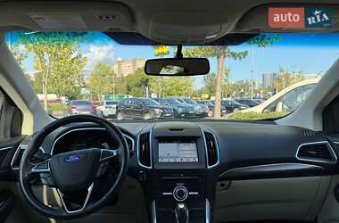 Внедорожник / Кроссовер Ford Edge 2018 в 