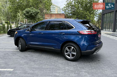 Внедорожник / Кроссовер Ford Edge 2020 в 