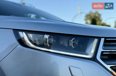 Внедорожник / Кроссовер Ford Edge 2017 в 