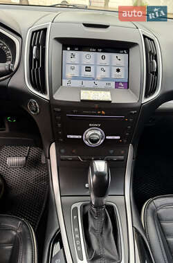 Внедорожник / Кроссовер Ford Edge 2016 в 