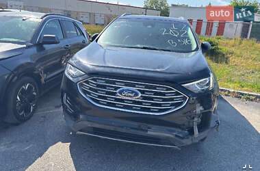 Внедорожник / Кроссовер Ford Edge 2020 в 