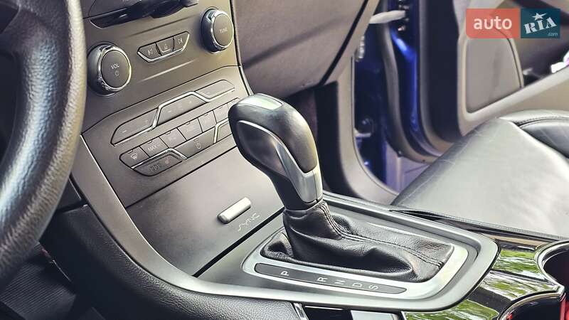 Внедорожник / Кроссовер Ford Edge 2015 в Чернигове