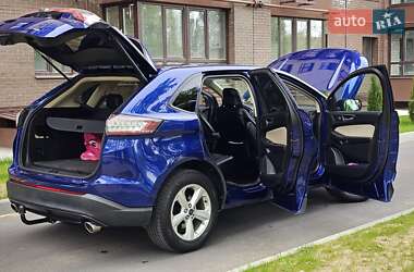 Внедорожник / Кроссовер Ford Edge 2015 в 