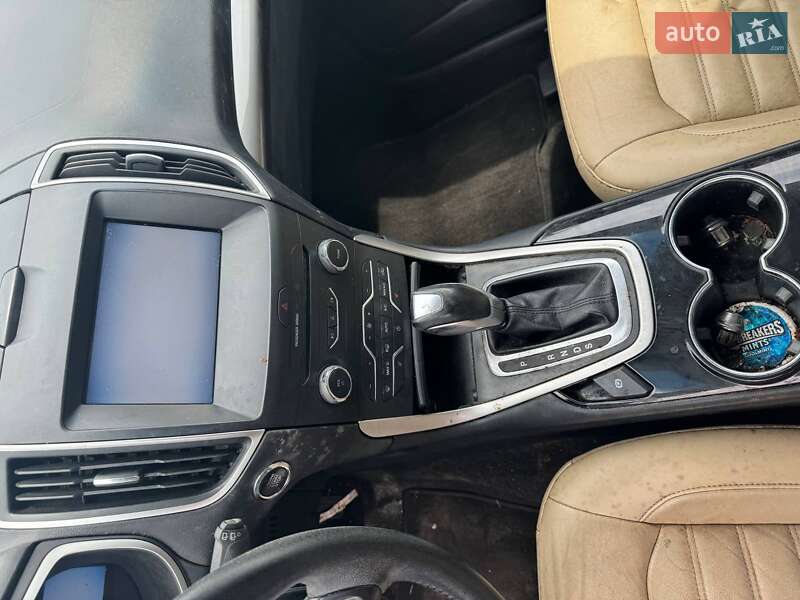 Позашляховик / Кросовер Ford Edge 2015 в Львові