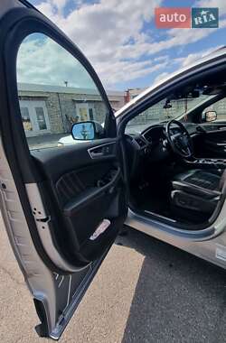 Внедорожник / Кроссовер Ford Edge 2020 в 