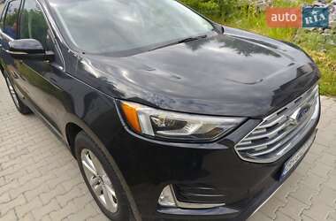 Внедорожник / Кроссовер Ford Edge 2018 в 