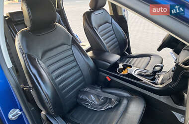 Внедорожник / Кроссовер Ford Edge 2018 в 