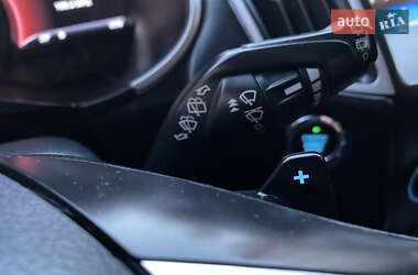 Внедорожник / Кроссовер Ford Edge 2018 в 