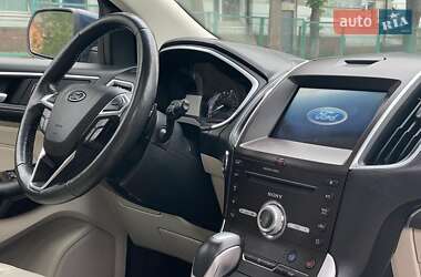 Внедорожник / Кроссовер Ford Edge 2017 в 
