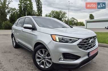 Внедорожник / Кроссовер Ford Edge 2019 в 