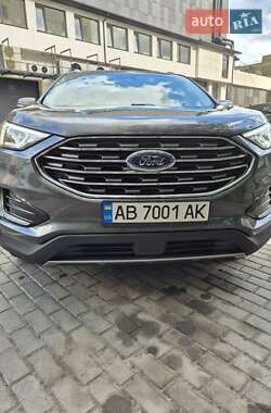 Внедорожник / Кроссовер Ford Edge 2020 в 