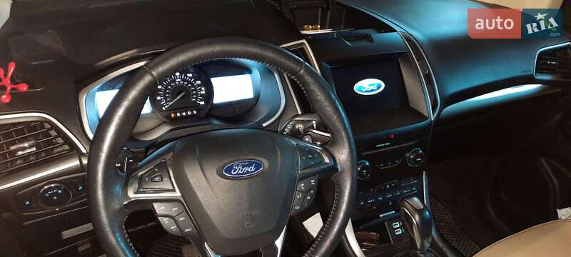 Внедорожник / Кроссовер Ford Edge 2017 в Львове