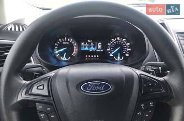 Внедорожник / Кроссовер Ford Edge 2015 в 