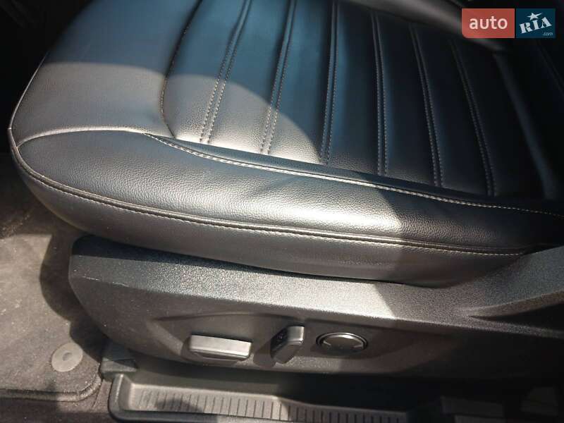 Внедорожник / Кроссовер Ford Edge 2022 в Чернигове