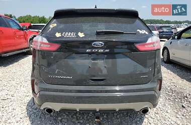 Внедорожник / Кроссовер Ford Edge 2021 в 