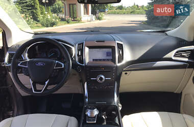 Внедорожник / Кроссовер Ford Edge 2019 в 