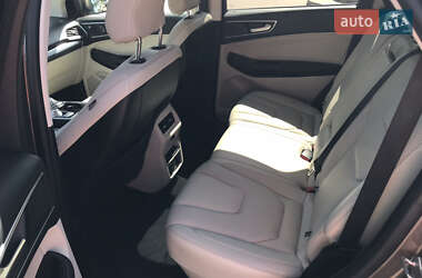 Внедорожник / Кроссовер Ford Edge 2019 в 