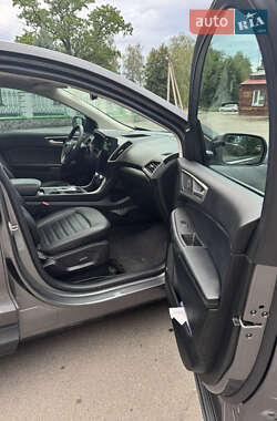 Внедорожник / Кроссовер Ford Edge 2022 в 