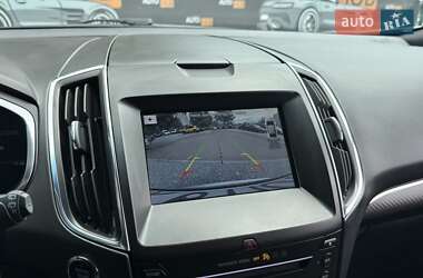 Внедорожник / Кроссовер Ford Edge 2019 в 