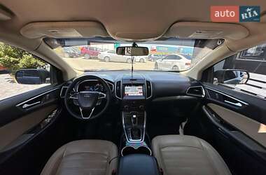 Внедорожник / Кроссовер Ford Edge 2016 в 