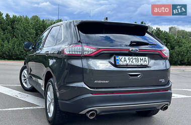 Внедорожник / Кроссовер Ford Edge 2018 в 