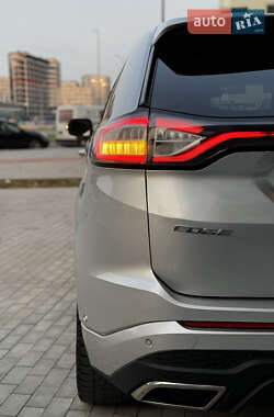 Внедорожник / Кроссовер Ford Edge 2015 в 