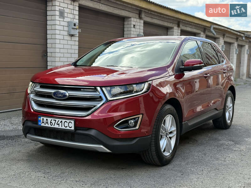 Внедорожник / Кроссовер Ford Edge 2018 в 
