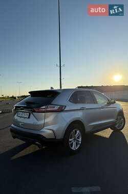 Внедорожник / Кроссовер Ford Edge 2019 в 