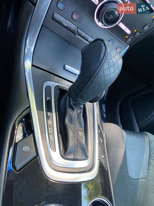 Внедорожник / Кроссовер Ford Edge 2016 в Хмельницком