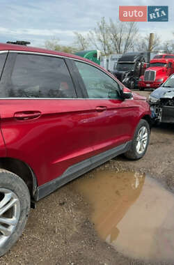 Внедорожник / Кроссовер Ford Edge 2018 в 