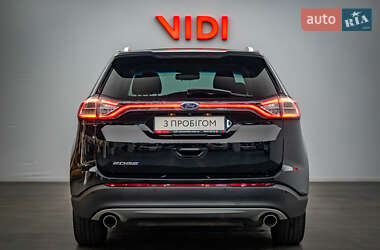 Внедорожник / Кроссовер Ford Edge 2016 в 