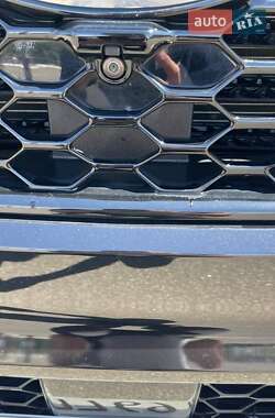 Внедорожник / Кроссовер Ford Edge 2018 в 