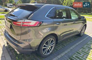 Внедорожник / Кроссовер Ford Edge 2019 в 