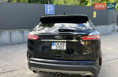 Внедорожник / Кроссовер Ford Edge 2019 в 