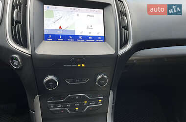 Внедорожник / Кроссовер Ford Edge 2019 в 