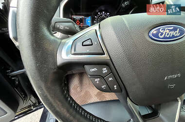 Внедорожник / Кроссовер Ford Edge 2019 в 